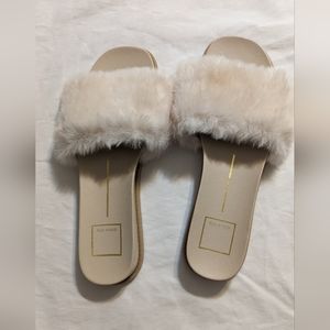 Dolce Vita Gaia Creamy White Faux Fur Slip On Slide Sandals Size 7